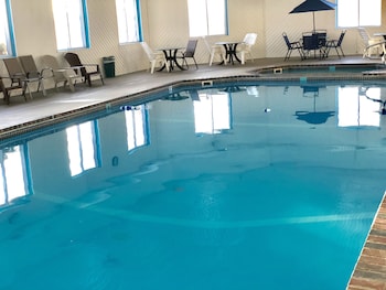 super 8 by wyndham escanaba