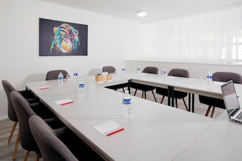 sejours and affaires poitiers lamartine