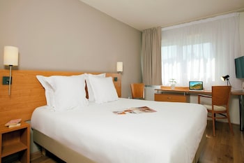 sejours and affaires poitiers lamartine