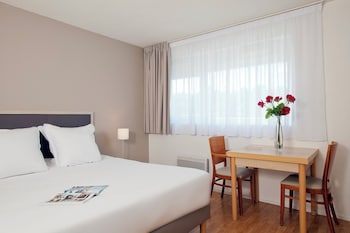 sejours and affaires poitiers lamartine