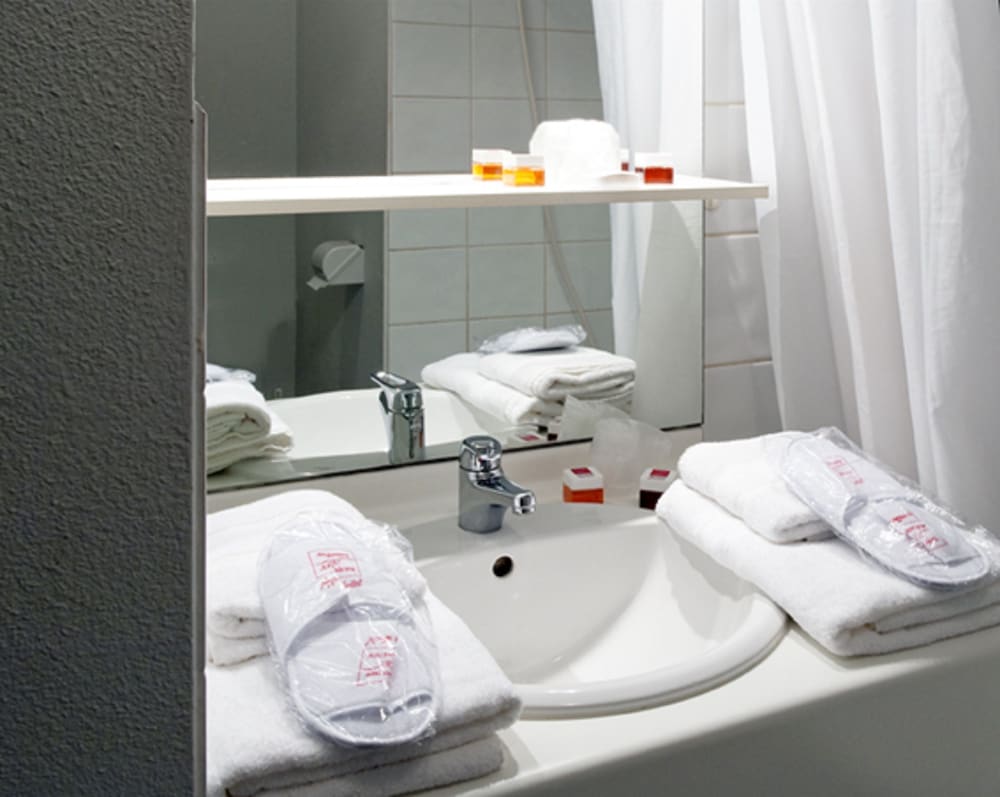 sejours and affaires poitiers lamartine