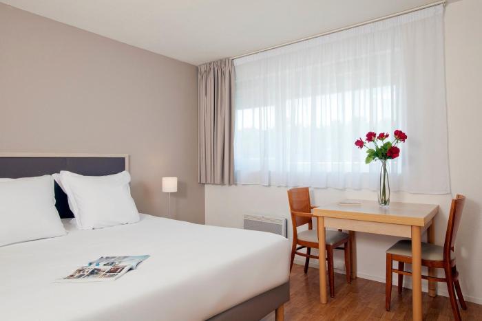 sejours and affaires poitiers lamartine