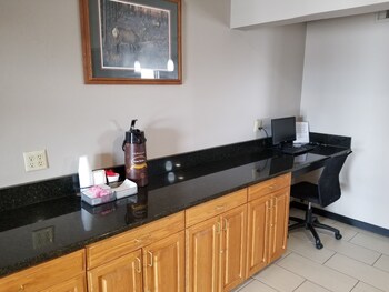 super 8 by wyndham fort collins