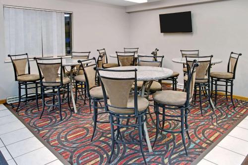 super 8 by wyndham fort collins