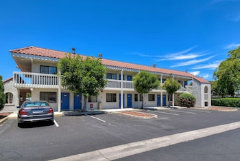 motel 6 pomona ca los angeles