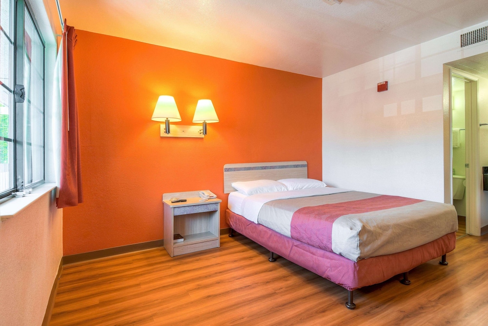 motel 6 pomona ca los angeles