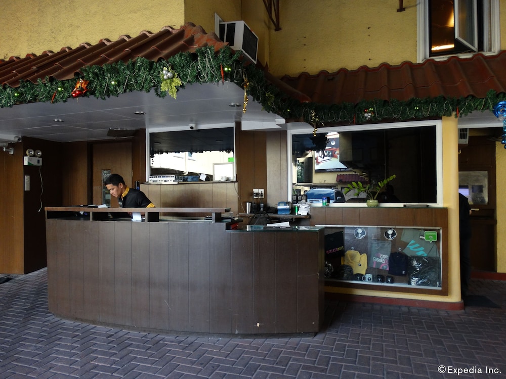 hotel ava cuneta