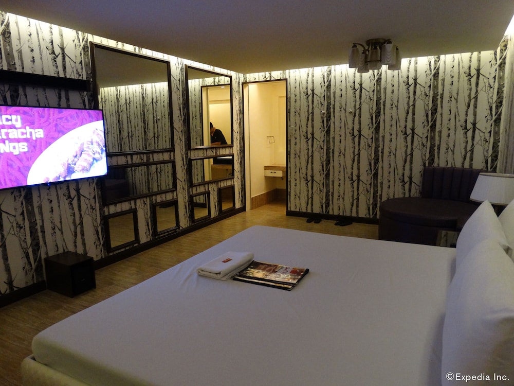 Hotel Ava Cuneta,Parañaque>>Manila,3 star