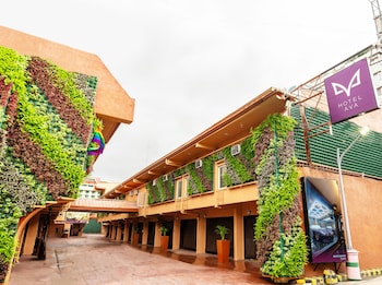 hotel ava cuneta