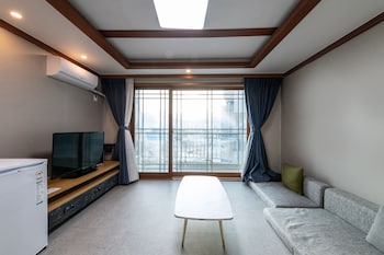 sokcho good morning hotel and resort