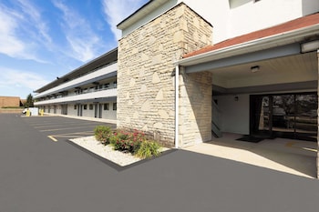 super 8 by wyndham fort mitchell cincinnati area