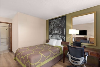 super 8 by wyndham fort mitchell cincinnati area