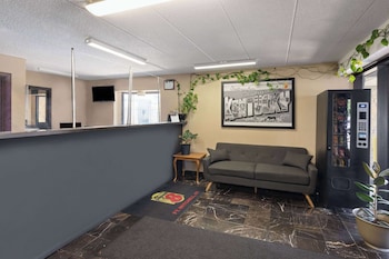 Super 8 By Wyndham Fort Mitchell Cincinnati Area,Covington>>Cincinnati,2 star