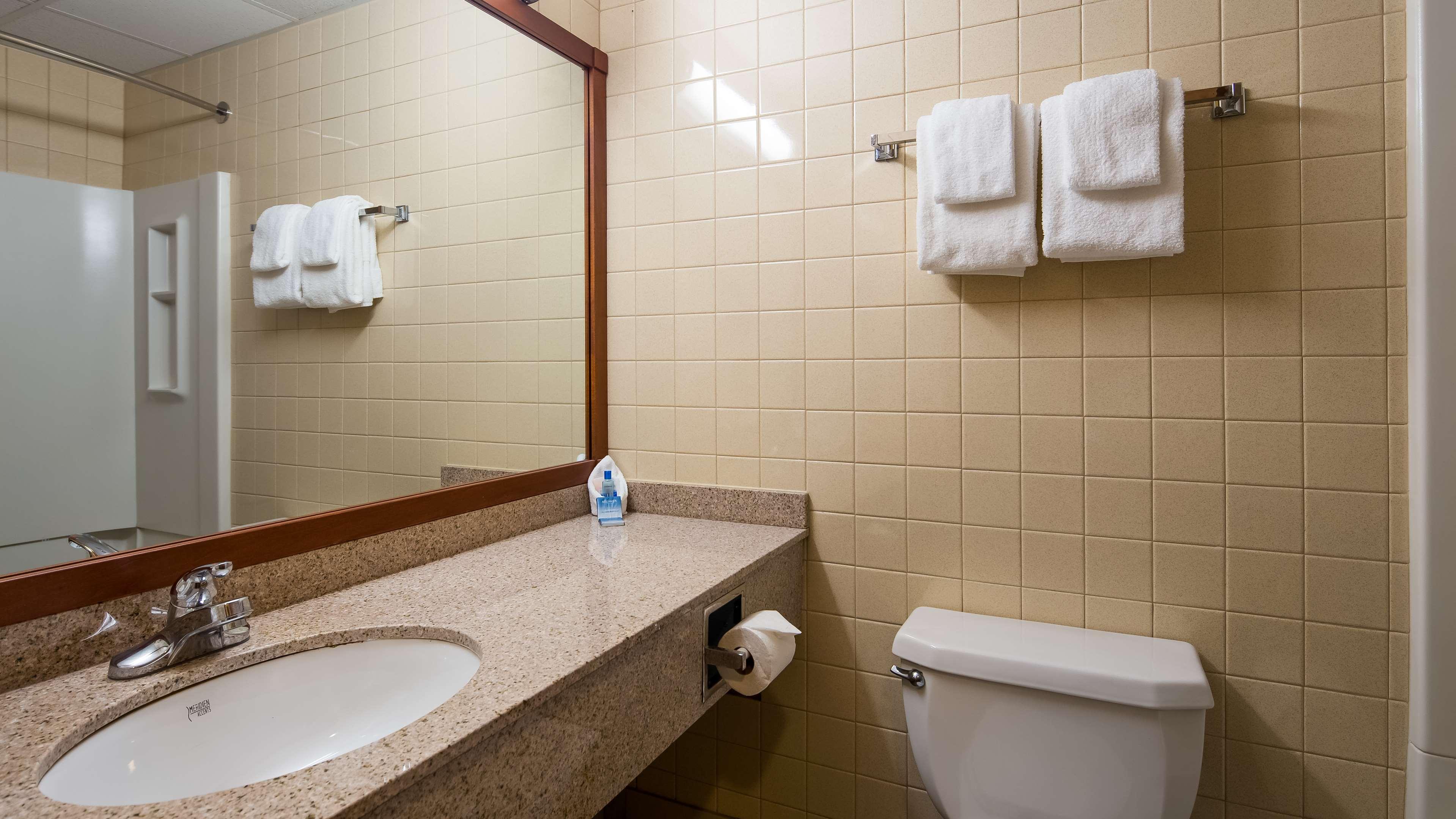 best western port clinton