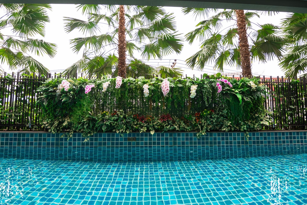 lani chiang mai hotel