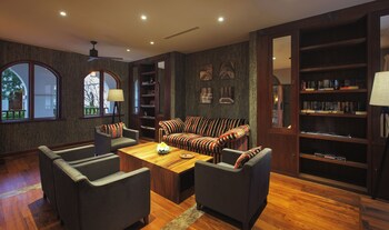 sanctum inle resort