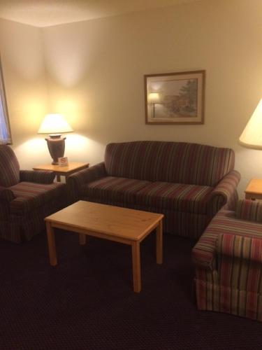 super 8 by wyndham st james