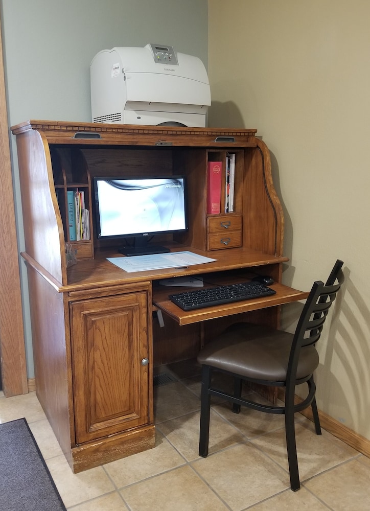 super 8 by wyndham st james