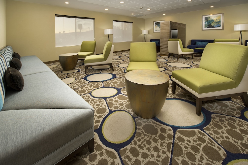 holiday inn el paso airport by ihg