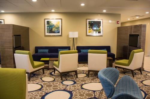 holiday inn el paso airport by ihg