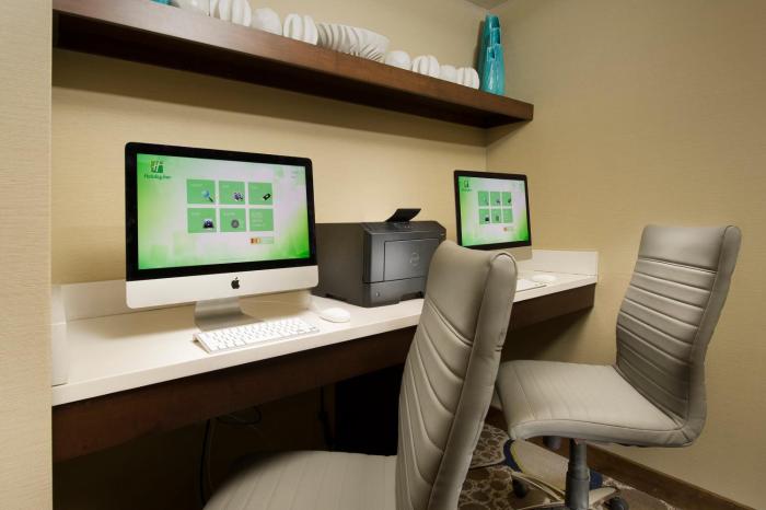 holiday inn el paso airport by ihg