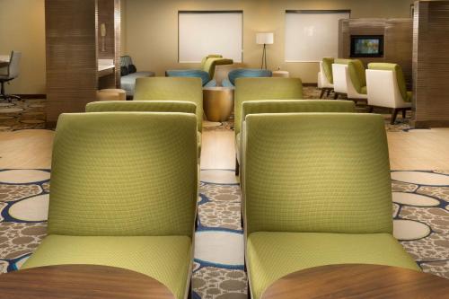 holiday inn el paso airport by ihg