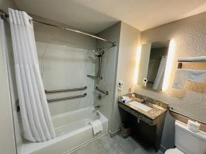 super 8 by wyndham elizabethtown