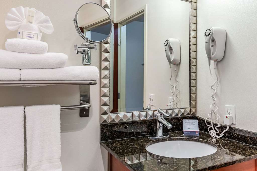 clarion hotel portland airport