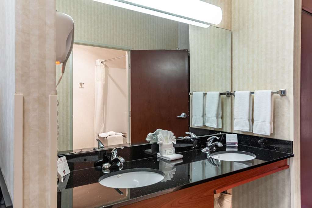clarion hotel portland airport