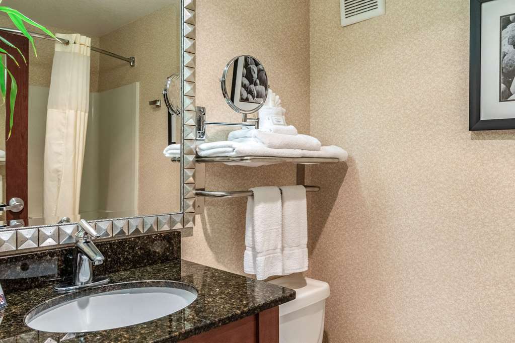 clarion hotel portland airport