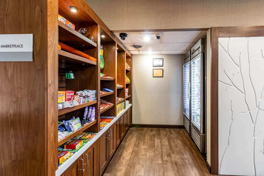 clarion hotel portland airport