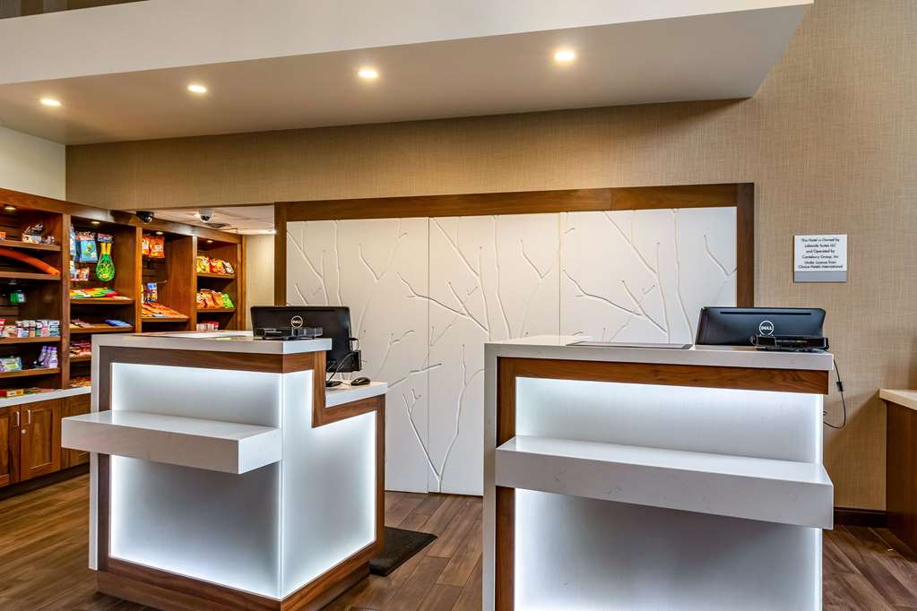 clarion hotel portland airport