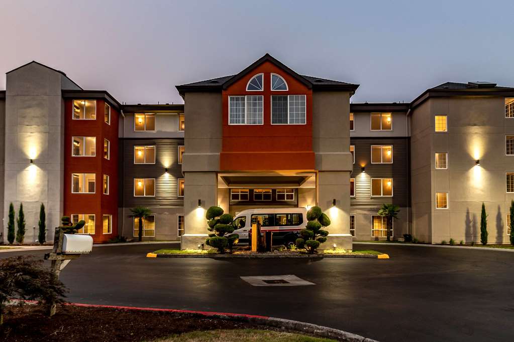 clarion hotel portland airport