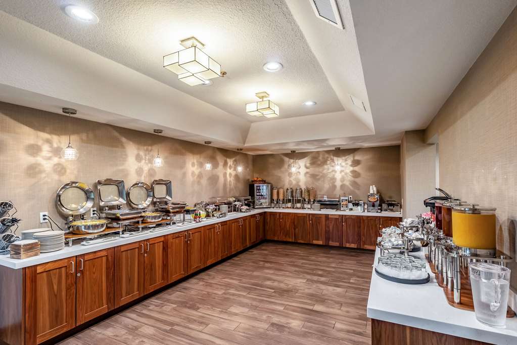 clarion hotel portland airport