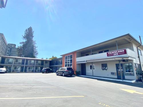 travelers inn eugene university