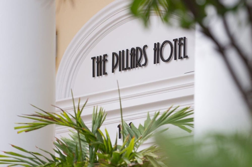 the pillars hotel and club