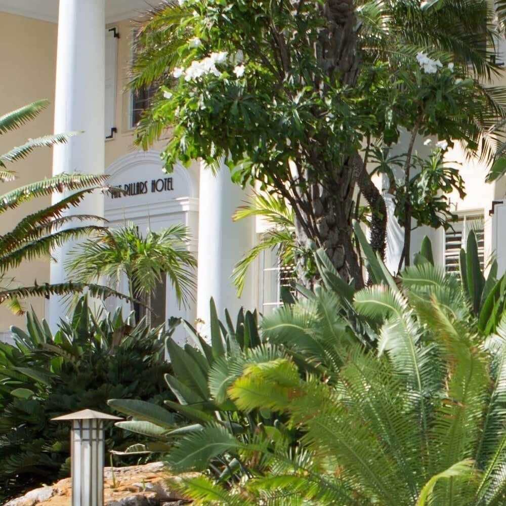 the pillars hotel and club