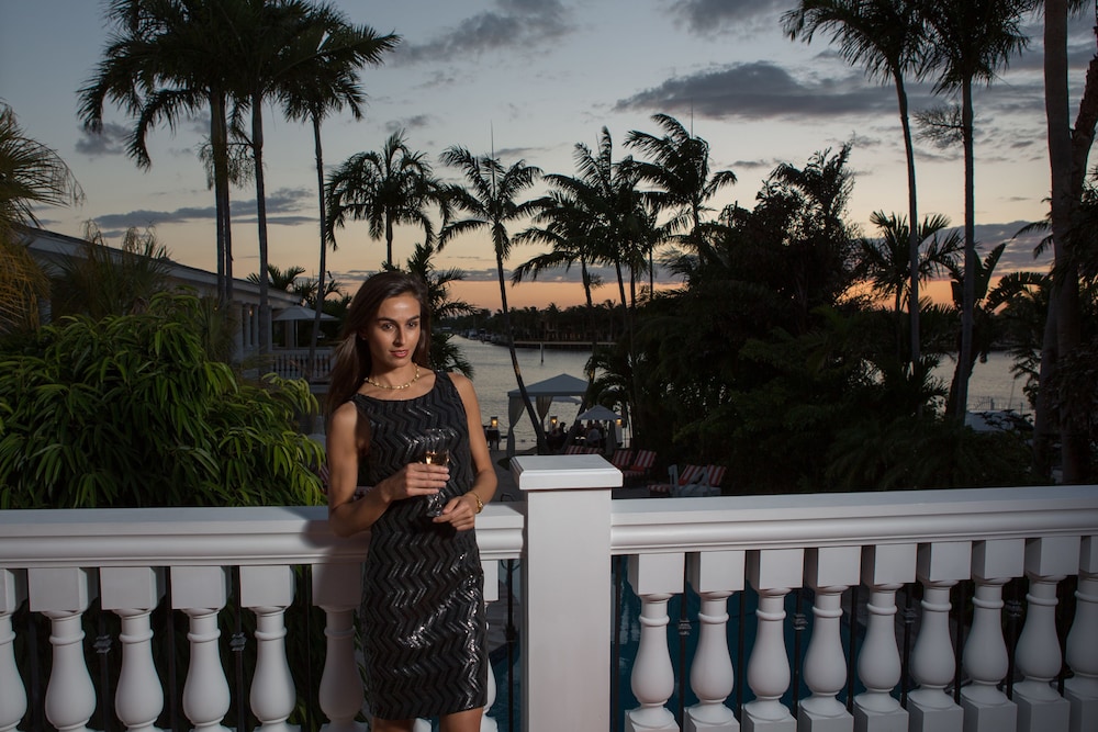 the pillars hotel and club