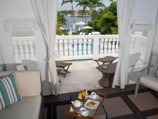 the pillars hotel and club