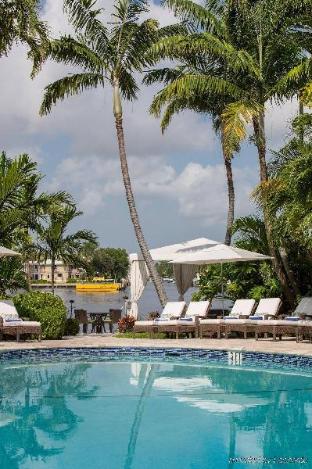 the pillars hotel and club