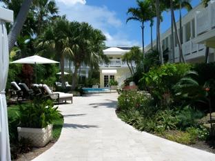 the pillars hotel and club