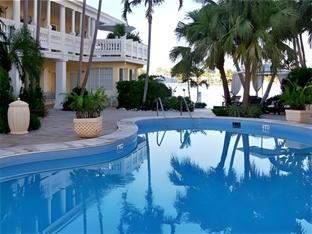 the pillars hotel and club