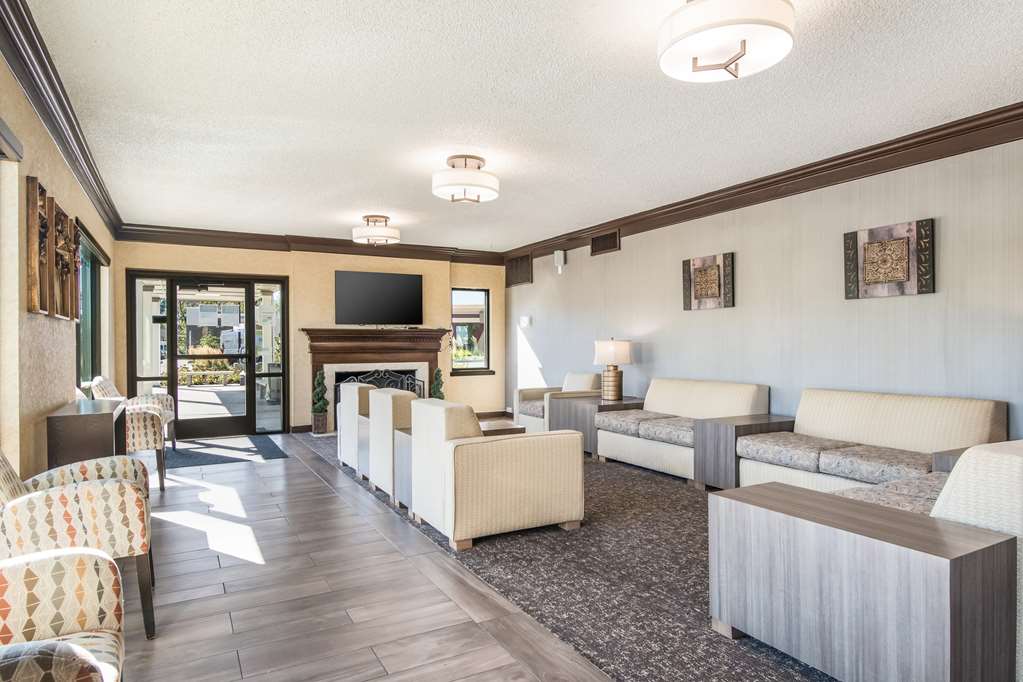 red lion hotel portland airport