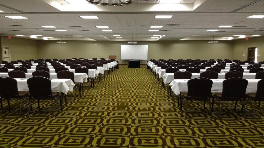doubletree by hilton greensboro airport