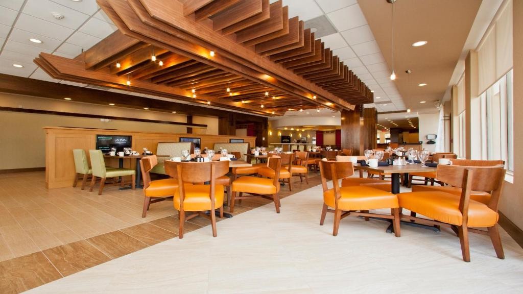 doubletree by hilton greensboro airport