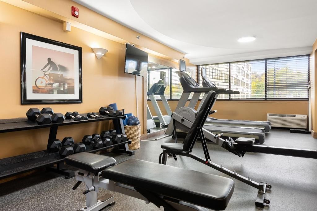 doubletree by hilton greensboro airport