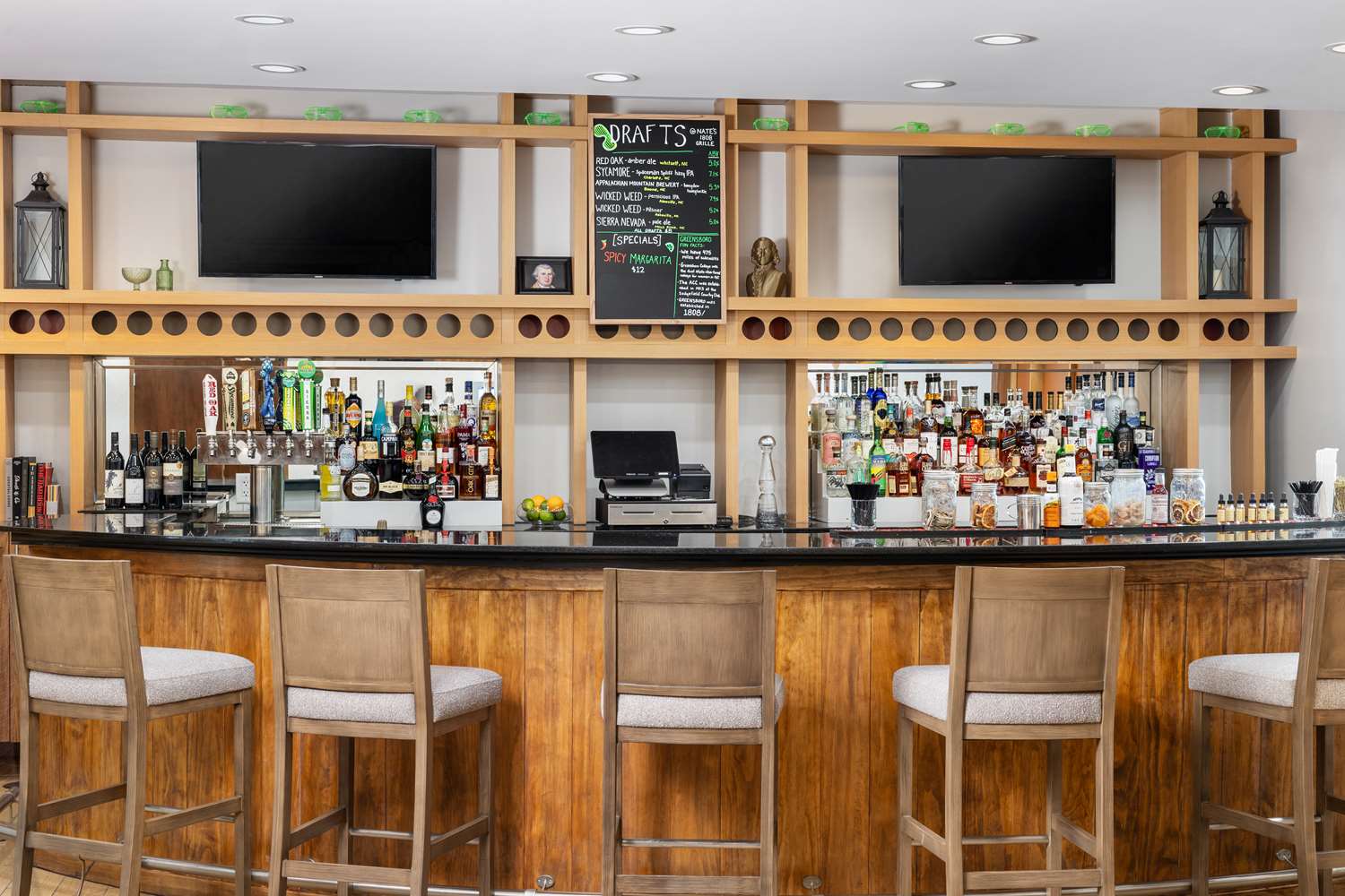 doubletree by hilton greensboro airport