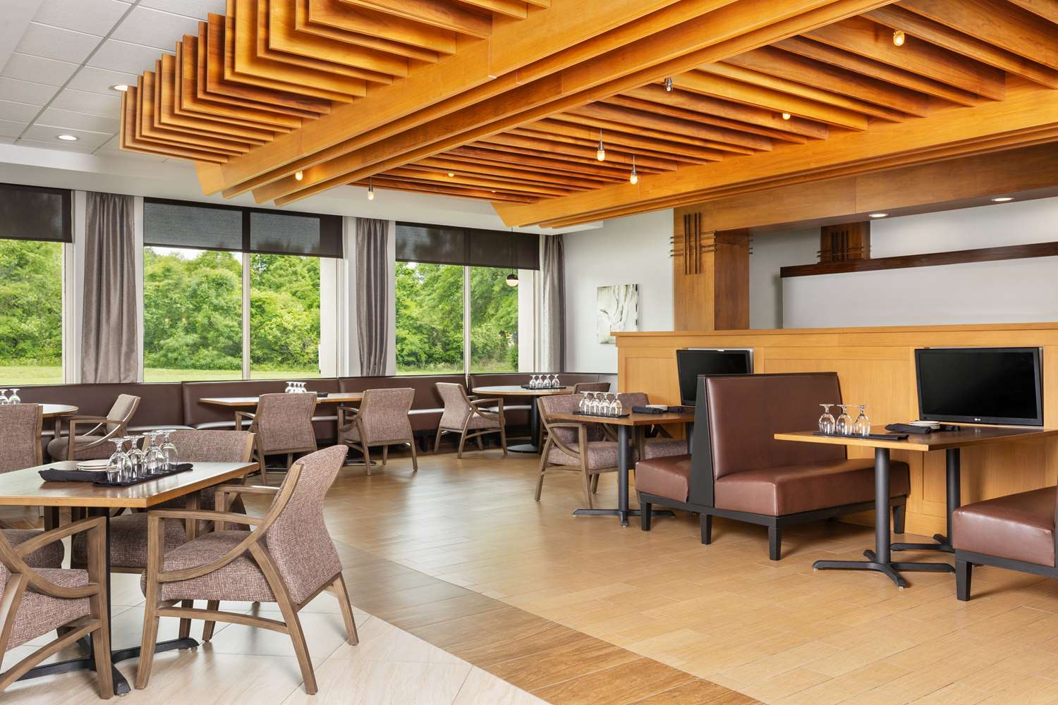 doubletree by hilton greensboro airport