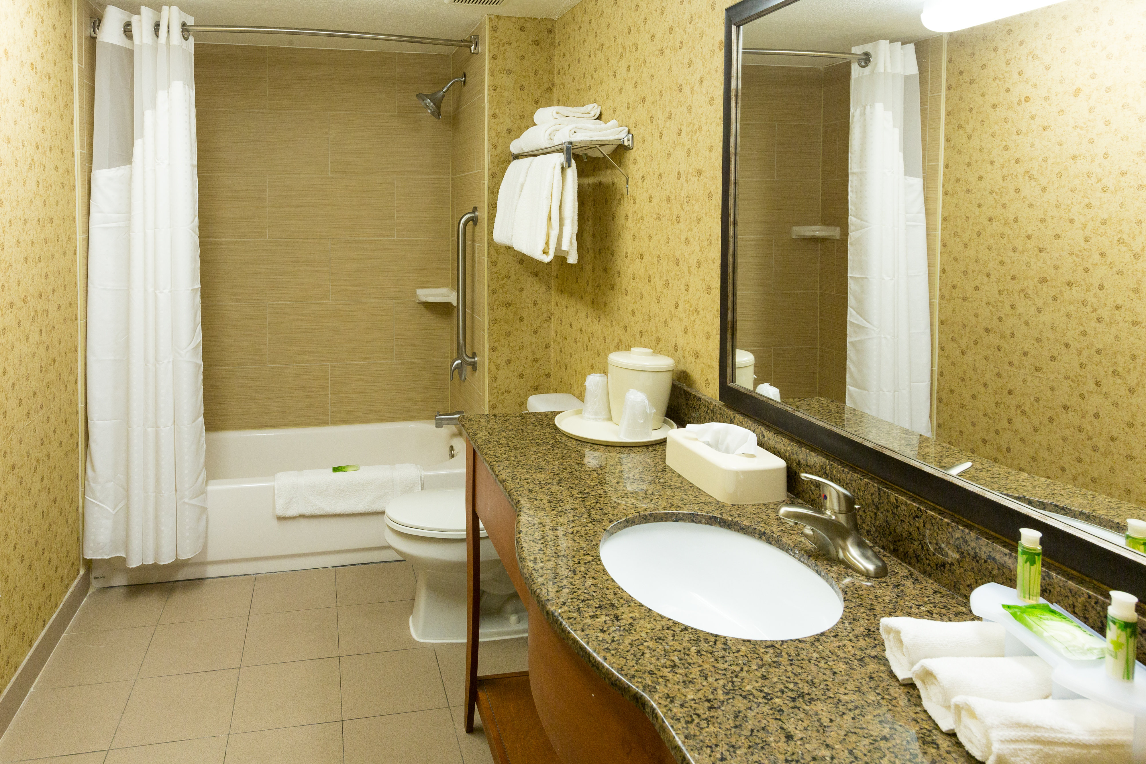 holiday inn express and suites jacksonville airport by ihg