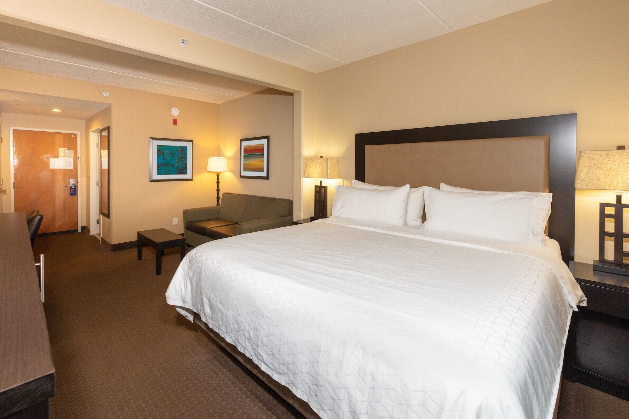holiday inn express and suites jacksonville airport by ihg
